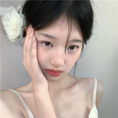 俏寡妇